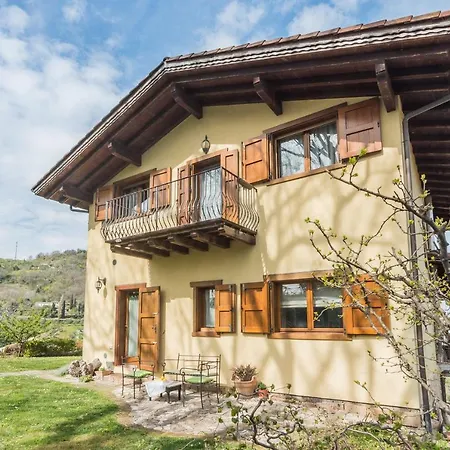Villa La Nocciola By Posarellivillas *