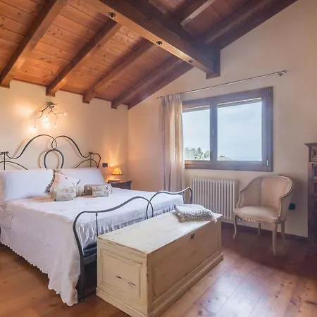 La Nocciola By Posarellivillas Vila Cerreto Castello
