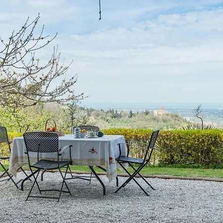 Villa La Nocciola By Posarellivillas