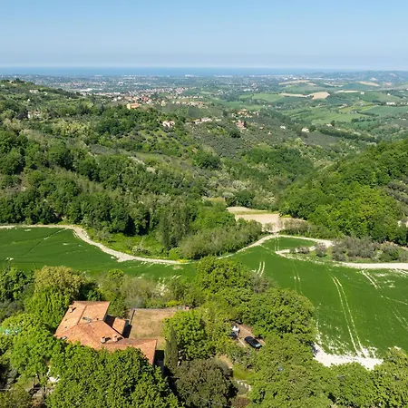 Villa La Nocciola By Posarellivillas Cerreto Castello