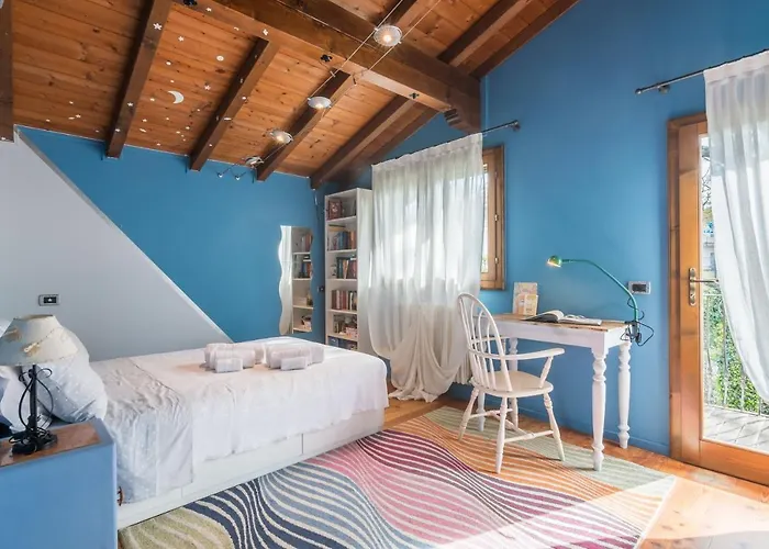 Vila La Nocciola By Posarellivillas