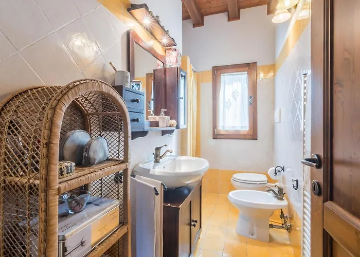 La Nocciola By Posarellivillas Villa